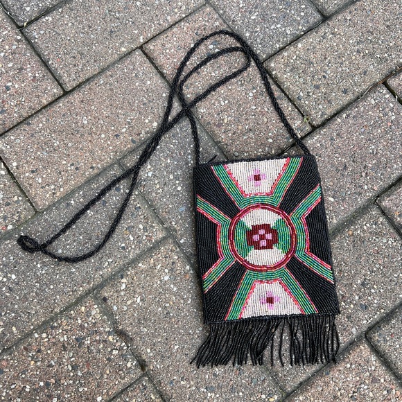 Ermo Handbags - Artisan Beaded Crossbody Bag in Black and Multicolor